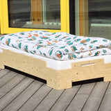 Smreková detská stohovacia postieľka.