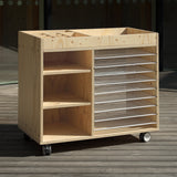 Detská komoda na výtvarné potreby.