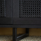 Čierna dubová komoda s ratanom Donau.