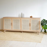 Dubová komoda s ratanom Dobling.