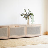 Dubový TV stolík Hernals.