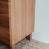 Dubová komoda Hoch.