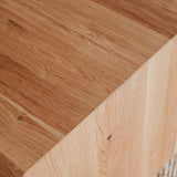 Dubový konferenčný stolík Kubus.