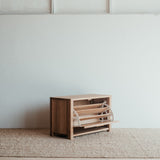 Masívny dubový botník Versteck.