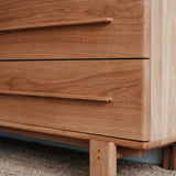 Dubová komoda Ritual.